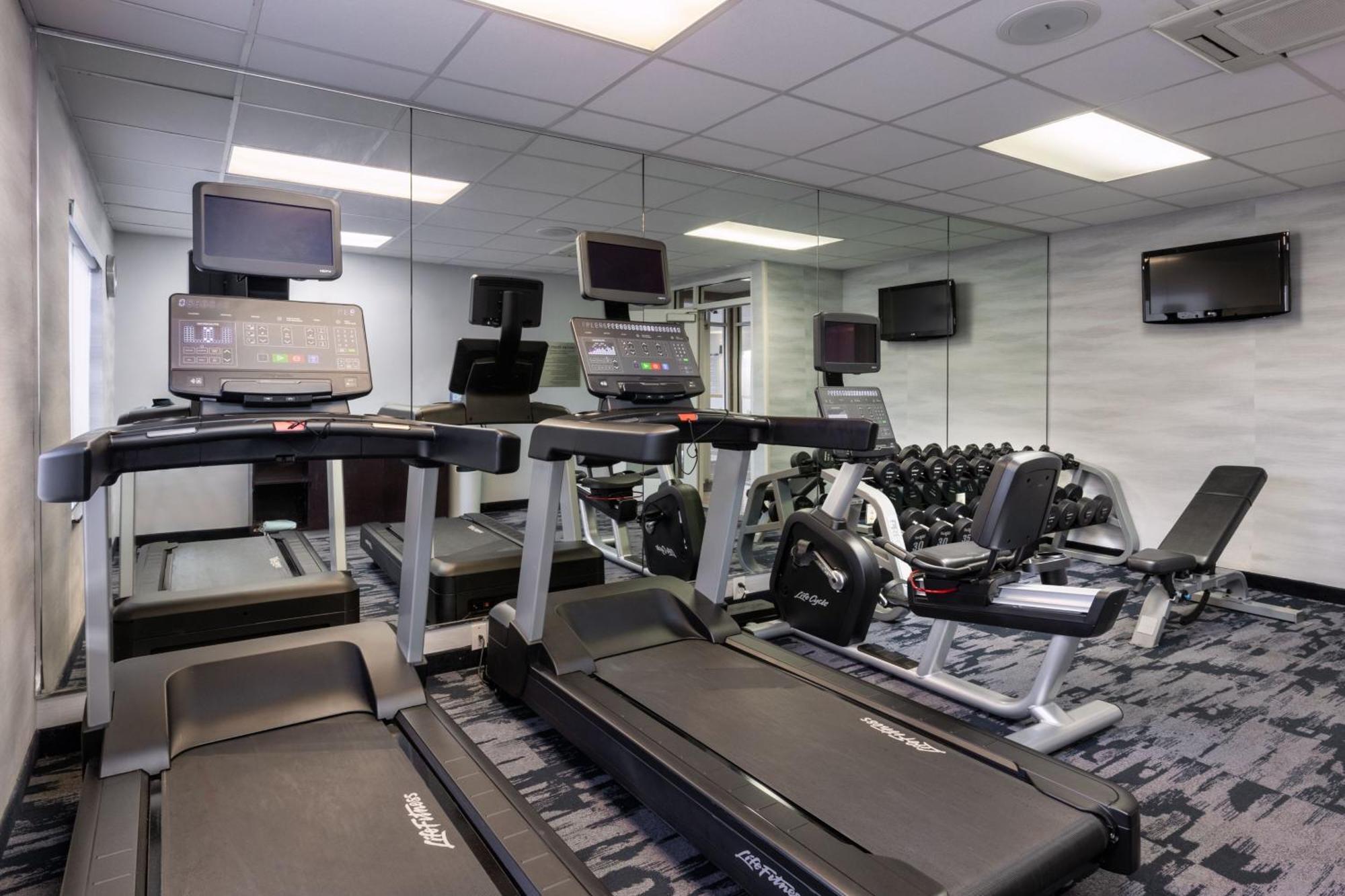 Fairfield Inn & Suites By Marriott Smithfield Bagian luar foto