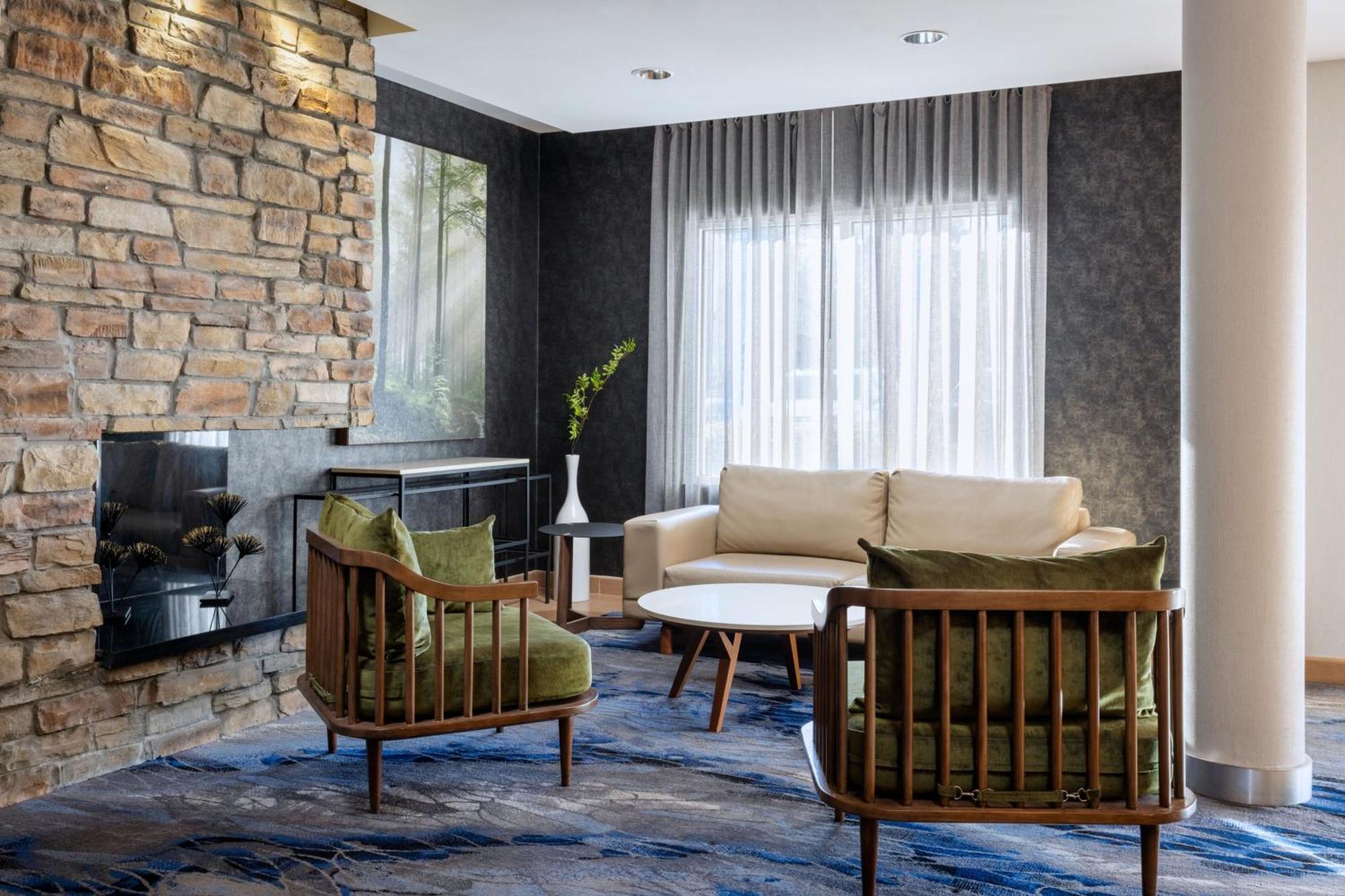 Fairfield Inn & Suites By Marriott Smithfield Bagian luar foto