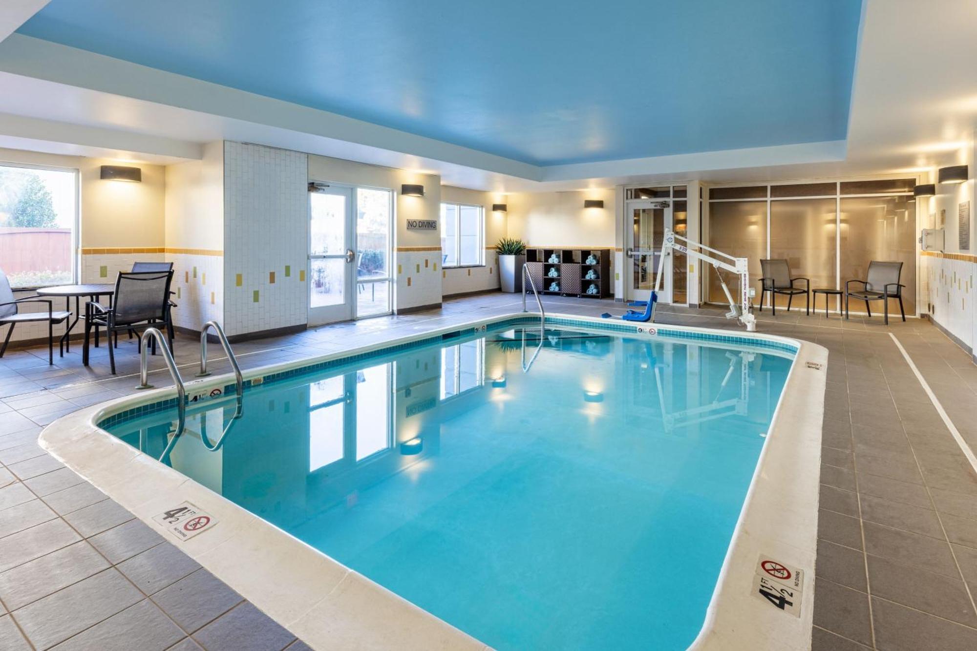 Fairfield Inn & Suites By Marriott Smithfield Bagian luar foto