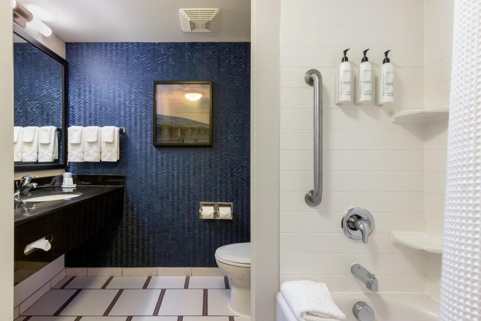 Fairfield Inn & Suites By Marriott Smithfield Bagian luar foto