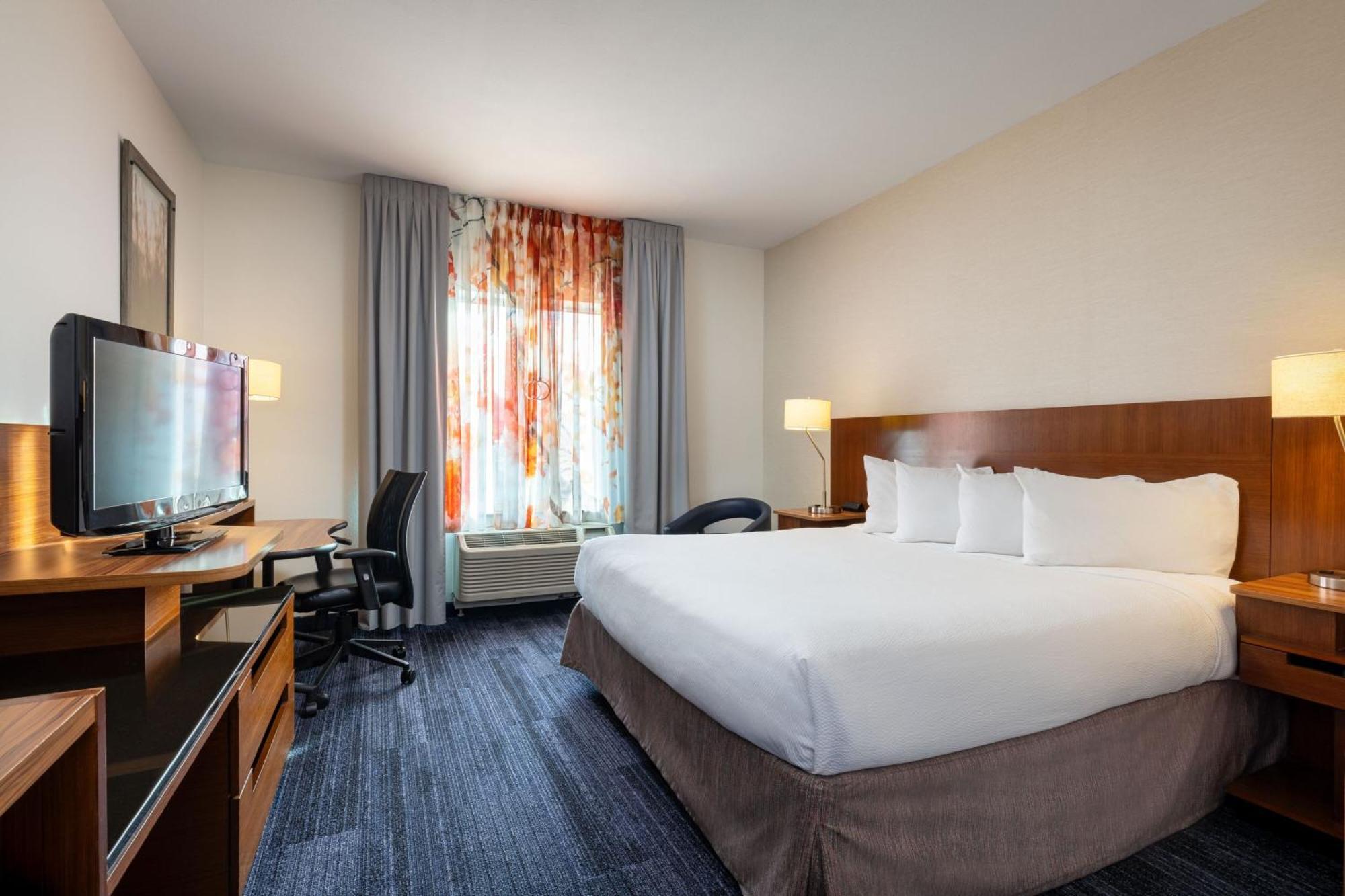 Fairfield Inn & Suites By Marriott Smithfield Bagian luar foto